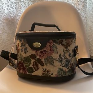 Vintage Floral Make up bag